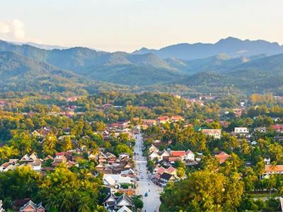 Private  Vehicle For Vientiane To Luang Prabang Journey