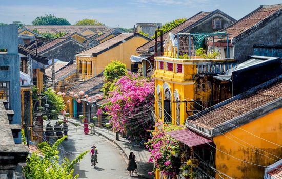 Very good organisation of  the tour from Hue to Saigon